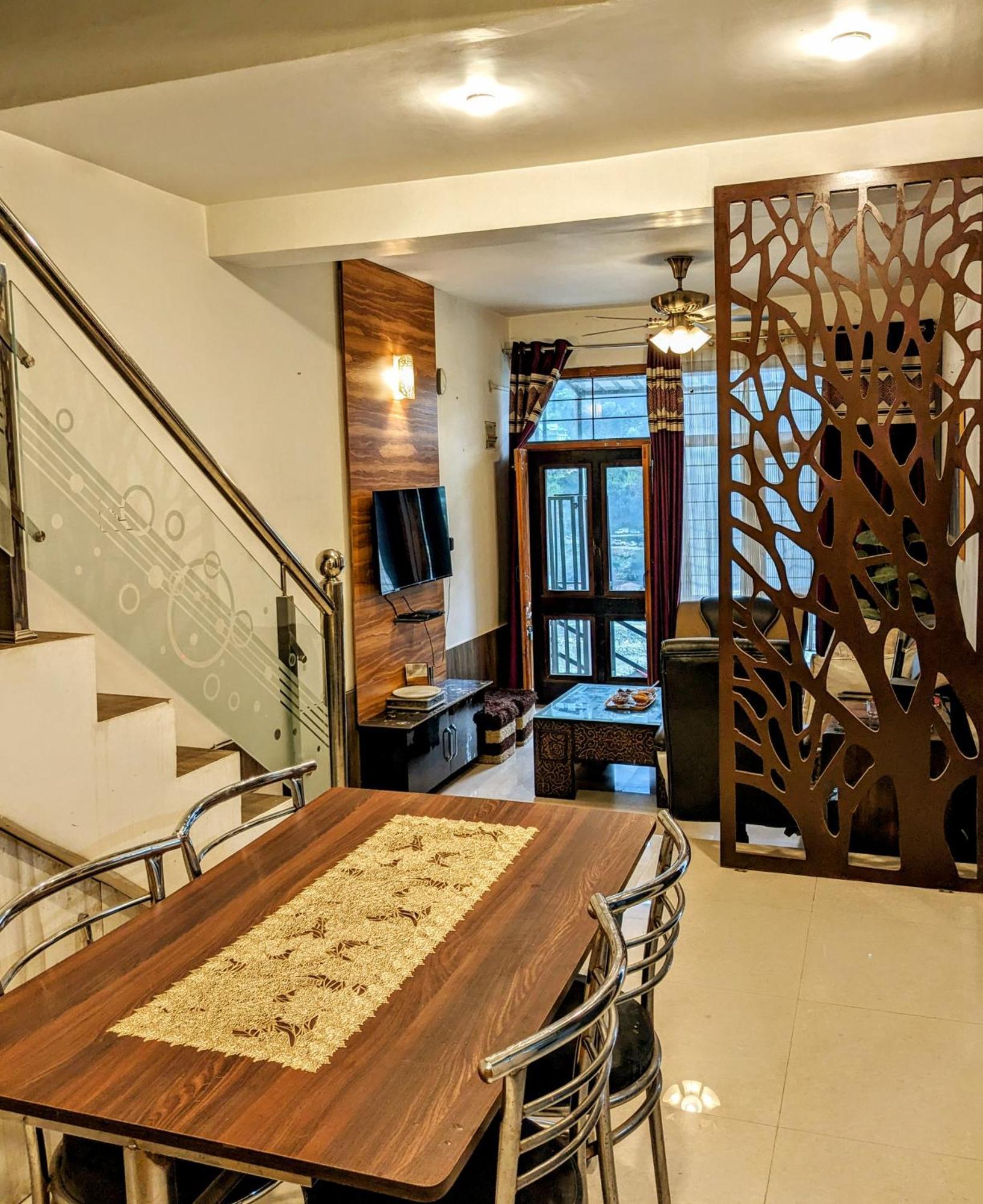Kavi'S Vacation Homes - Sainj Esterno foto