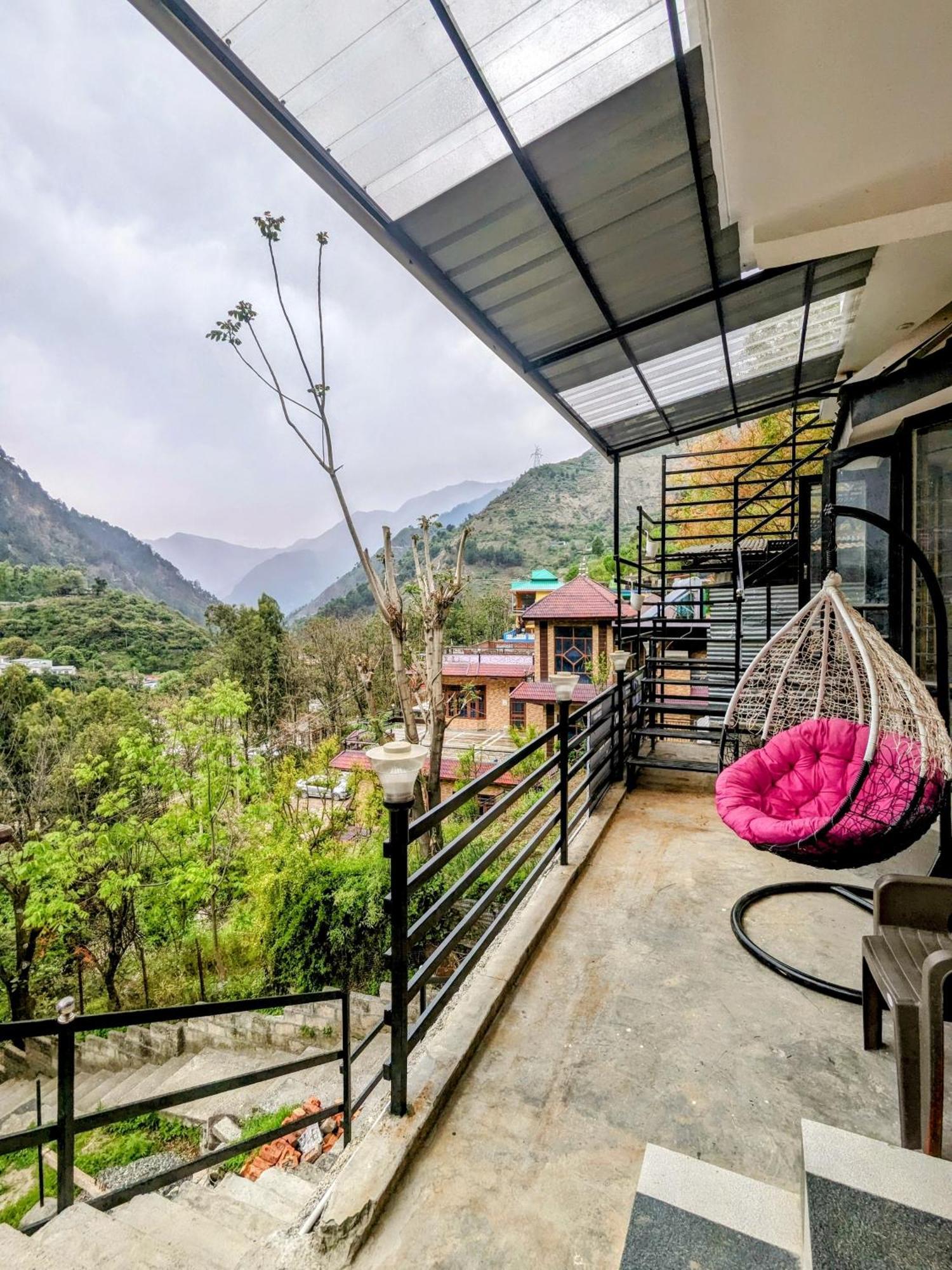 Kavi'S Vacation Homes - Sainj Esterno foto